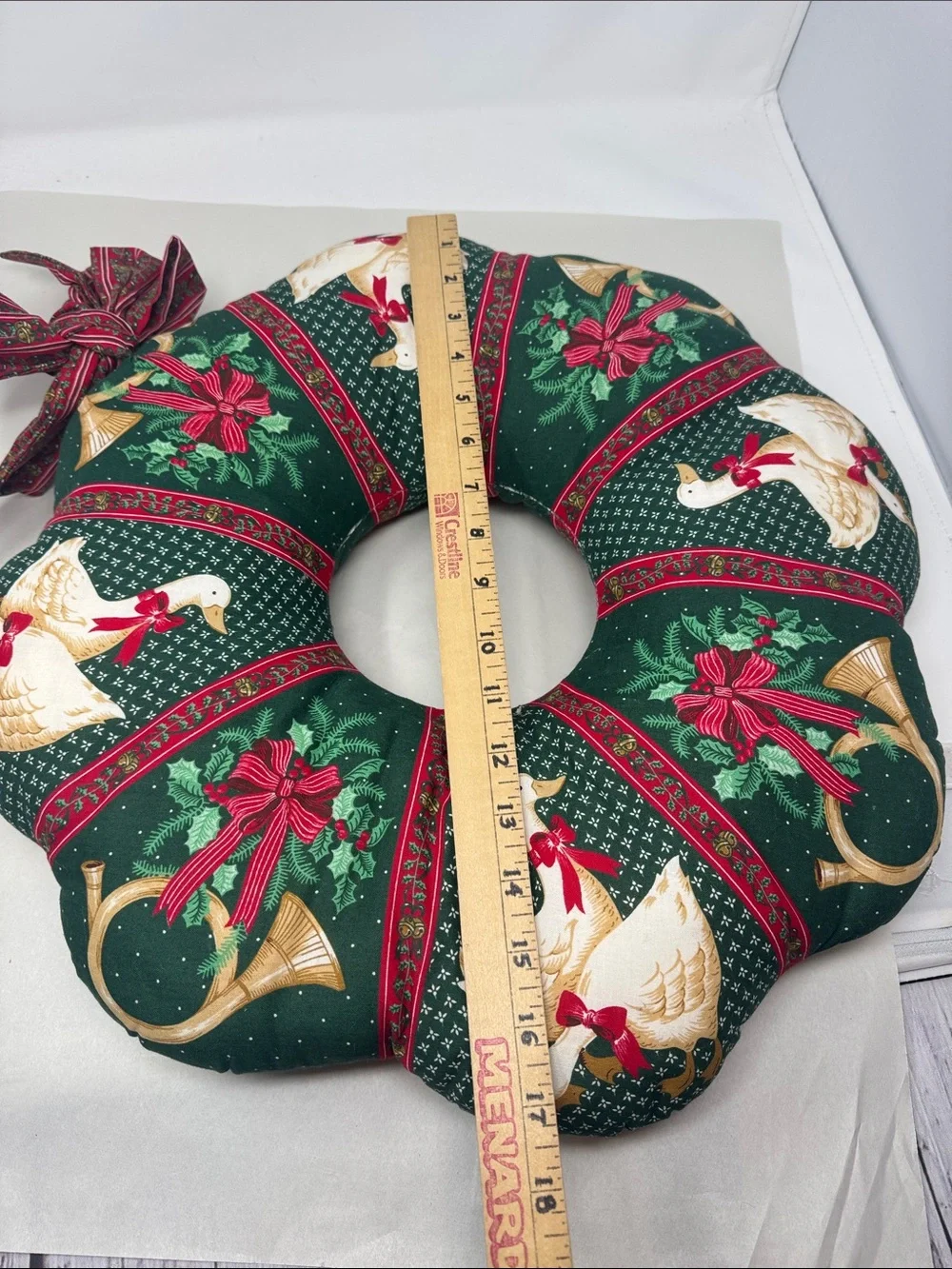 HANDMADE GOOSE CHRISTMAS WREATH FABRIC HOLIDAY NEEDS REPAIR VINTAGE COTTAGECORE